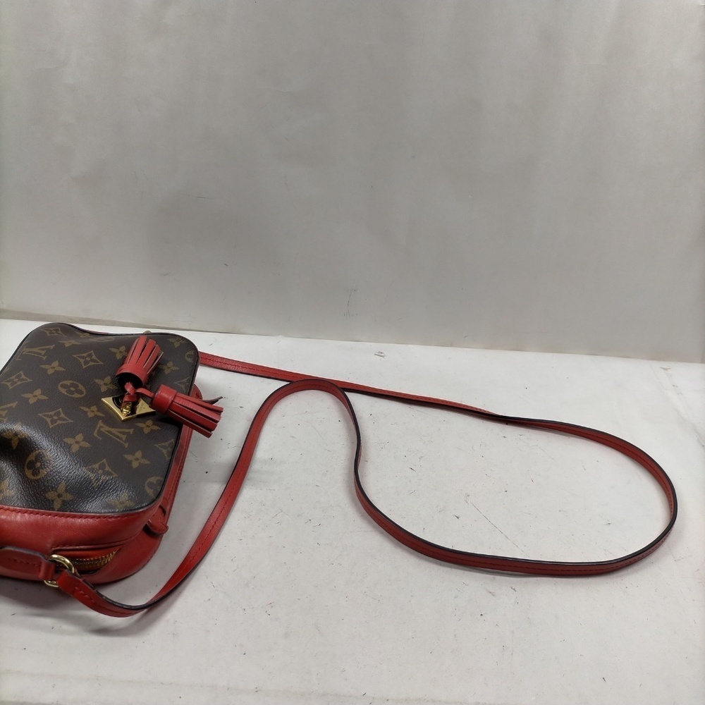 Louis Vuitton Saintonge Red Monogram - Picture 5 of 16